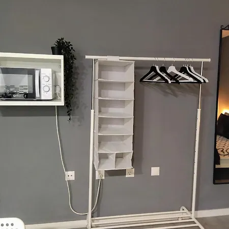 Estudio - Estudio 2 *